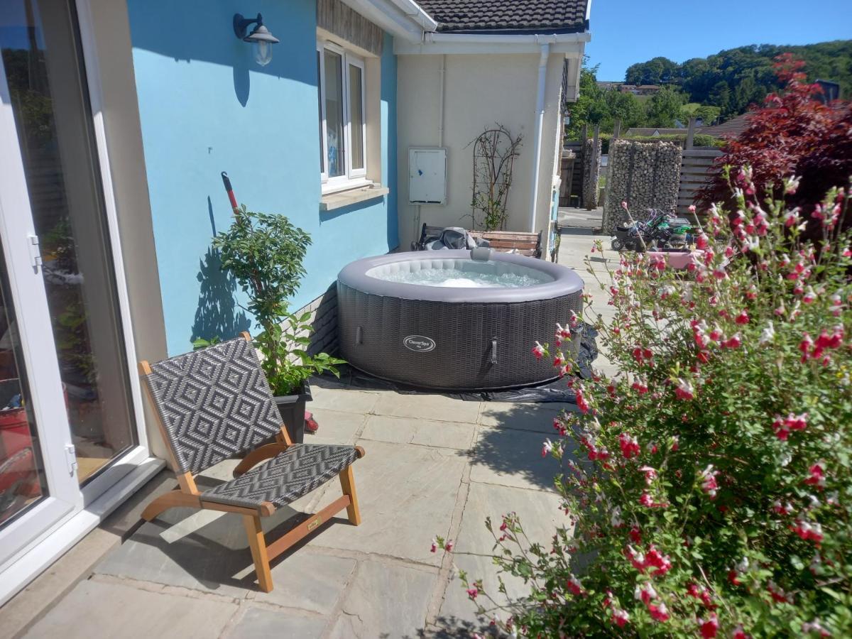 No 9 Manor Way Appartement Carmarthen Buitenkant foto